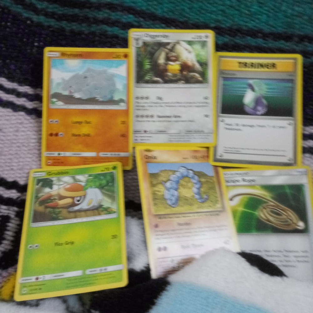 Pokemon bundle pack - Picture 2 of 8
